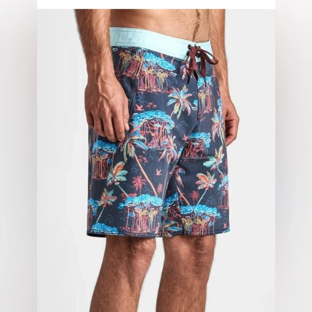 NWOT Roark Savage Swim Trunks SZ 33